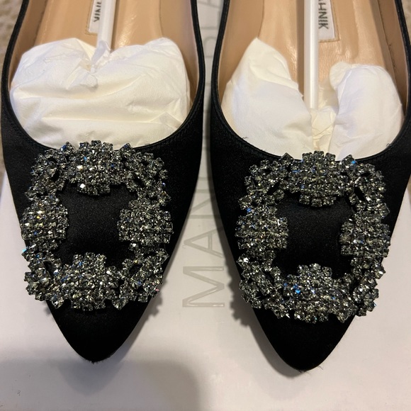 Hangisi Flats in black. - Picture 3 of 6